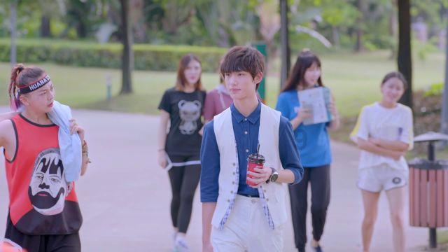 赡养人口数算不算在校大学生游戏画面