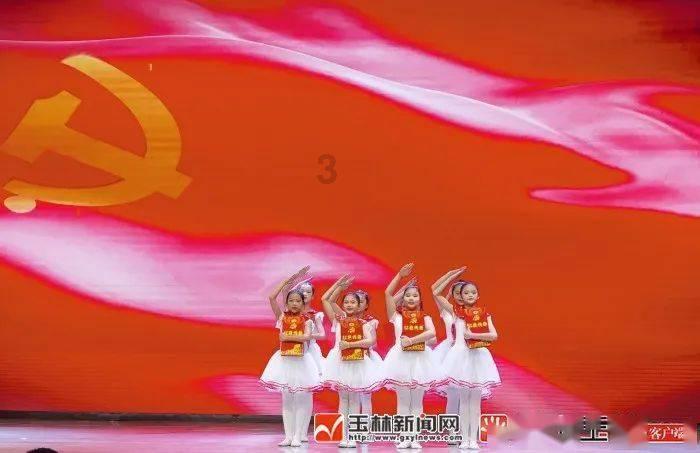 苏菲亚的婚纱