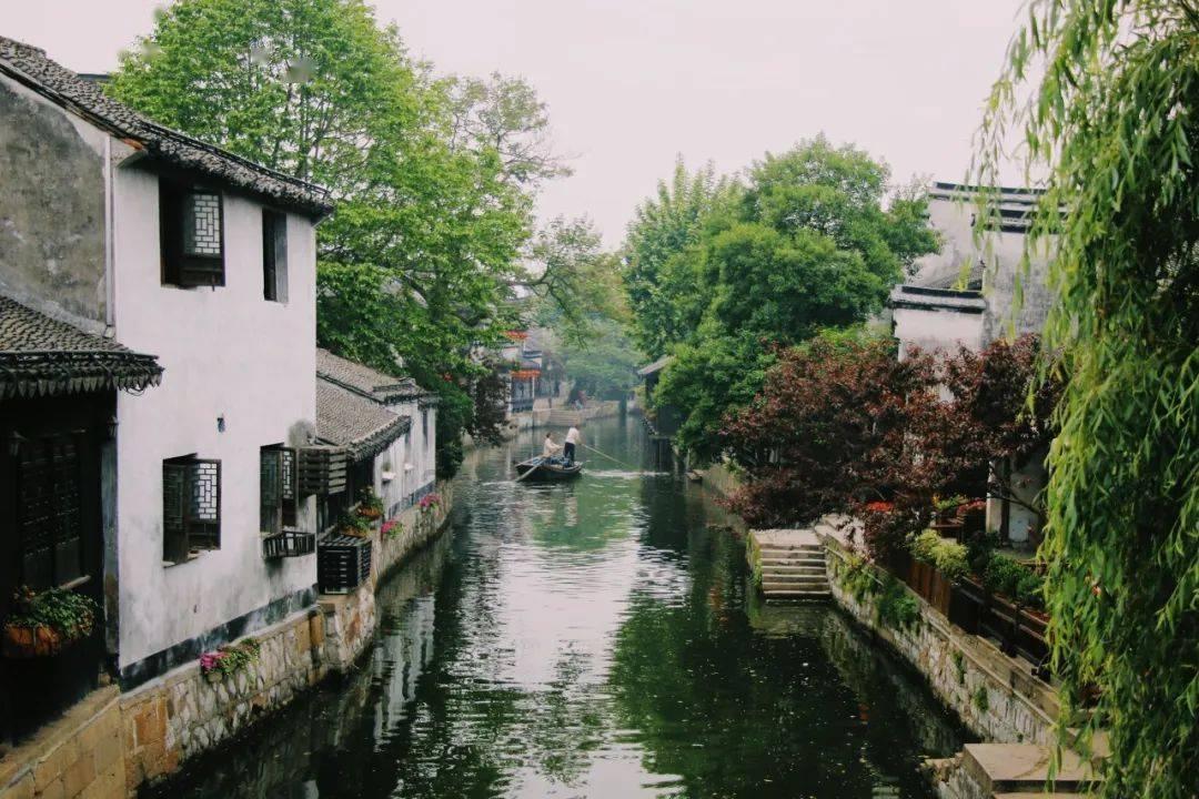 赵明:荣耀Magic 6的灵动胶囊是旅行出行好助手 乘机体验好干扰小